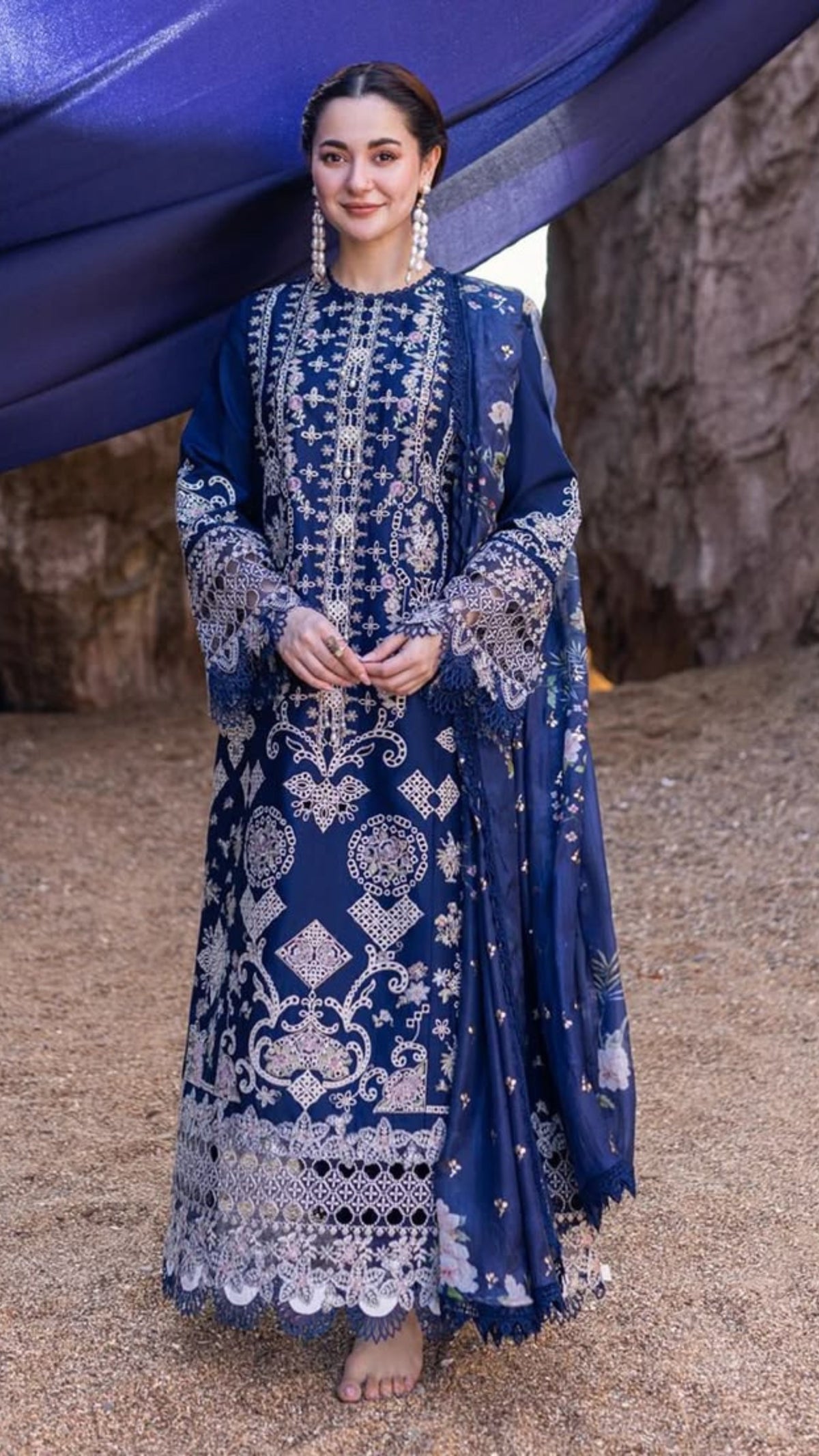 Royal Embroidery Lawn 3pc