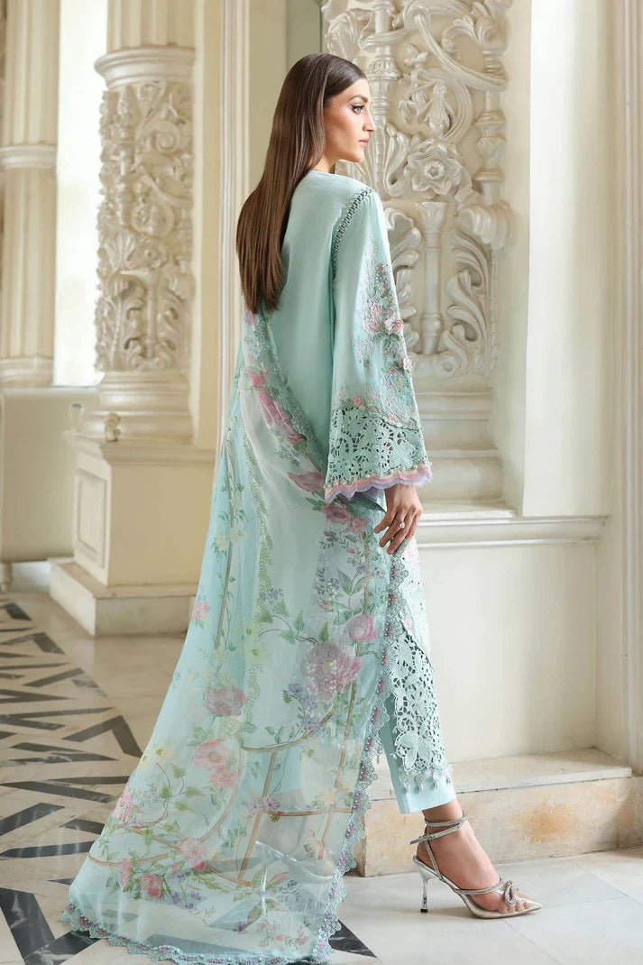 New Embroidery beautiful Artical Lawn 3pc