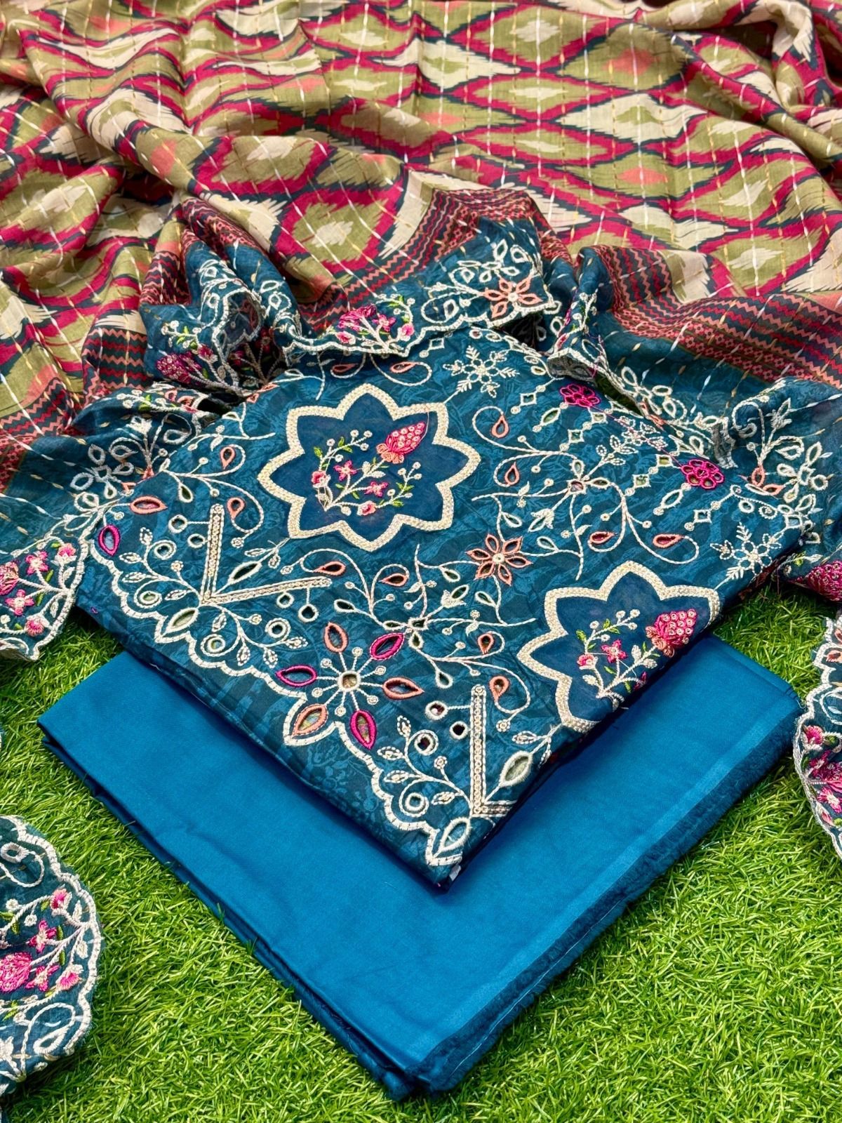 Wh-35 Pure Lawn Chicken Kari